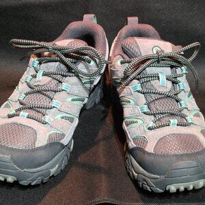 Merrell Moab waterproof hiking shoes size 8